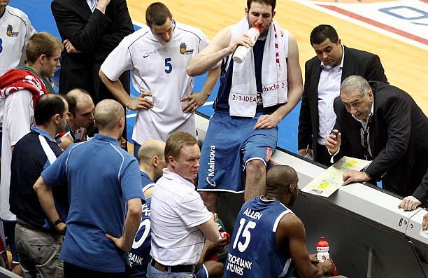 想在对攻里 想在对攻里